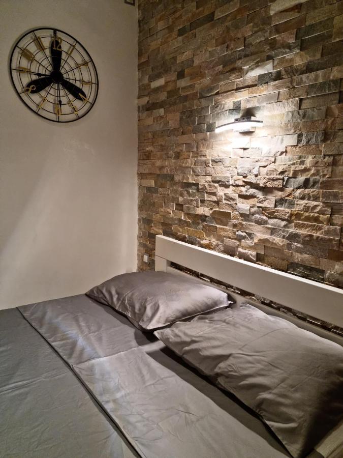 Apartment Amfiteatar Pula Exterior photo